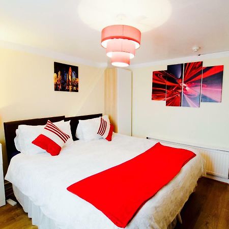 Gable Lodge London B&B Enfield Exterior foto