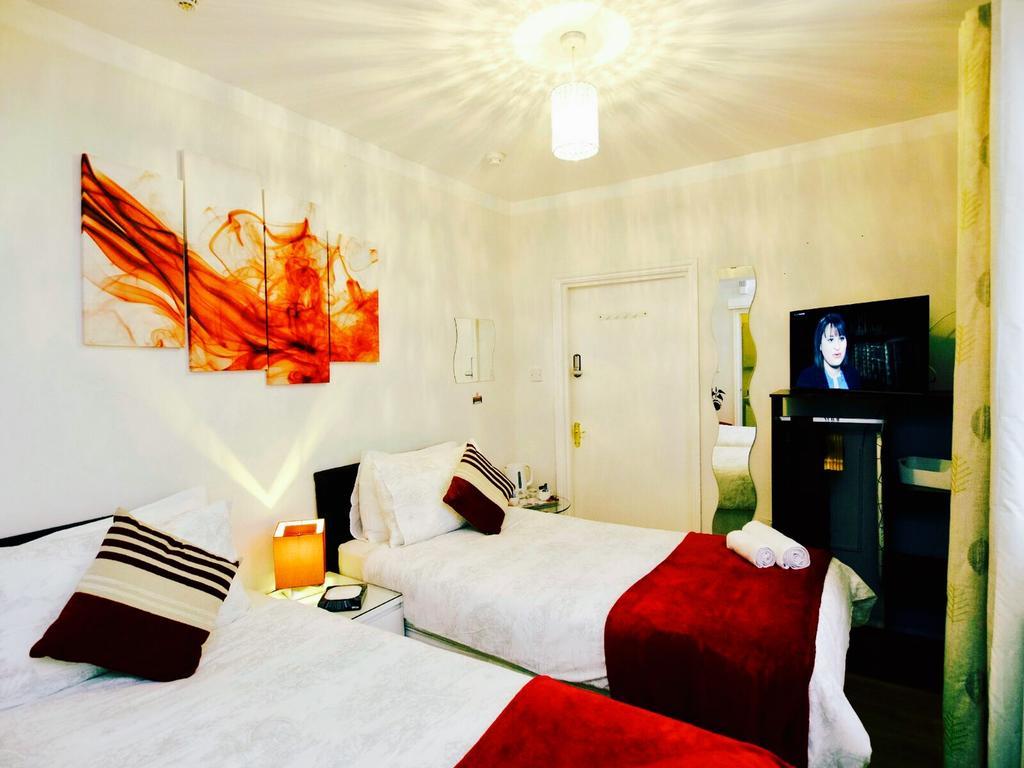 Gable Lodge London B&B Enfield Exterior foto