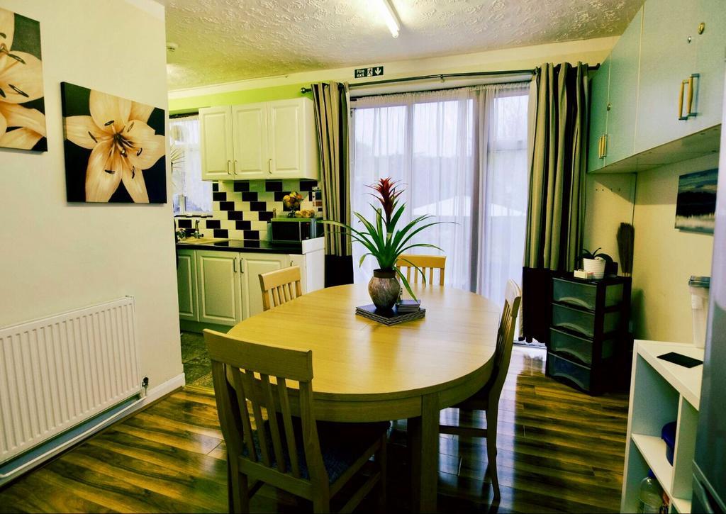 Gable Lodge London B&B Enfield Exterior foto